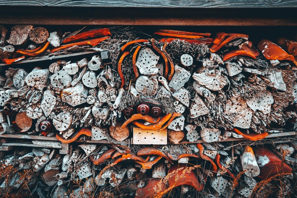 Insektenhotel aus Holz